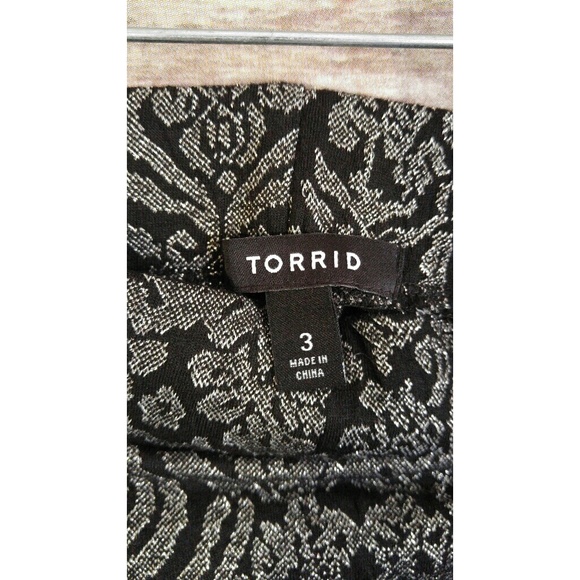 Torrid Metallic Jacquard Print Knit Skater Skirt - Picture 5 of 8